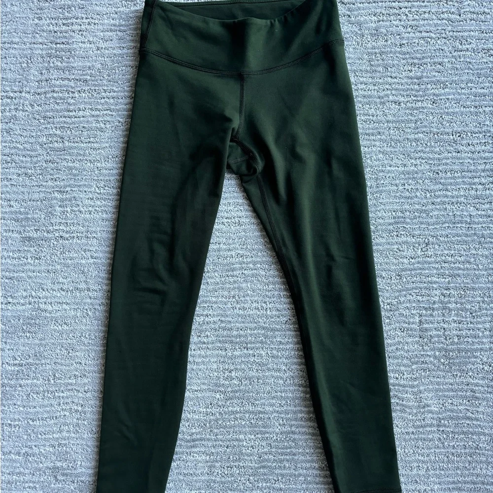 Fabletics Green Leggings - Picture 2 of 3